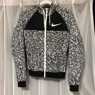 ナイキ(NIKE)のナイキ (ナイロンジャケット)