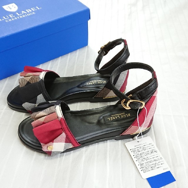 タグ付き☆ブルーレーベル クレストブリッジ フレア サンダル 24 レディースの靴/シューズ(サンダル)の商品写真