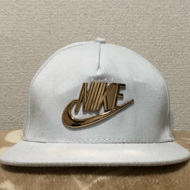 NIKE(ナイキ)のNIKE ストリートキャップ メンズの帽子(キャップ)の商品写真