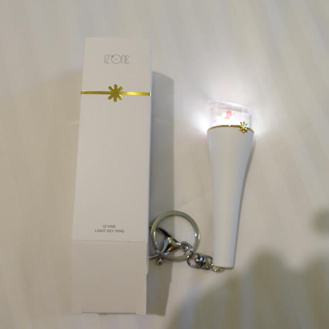 IZ*ONE LIGHT KEY RING ミニペンライトキーホルダー