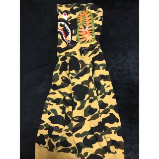 アベイシングエイプ(A BATHING APE)のA BATHING APE シャークパーカー 1st イエローカモ(パーカー)