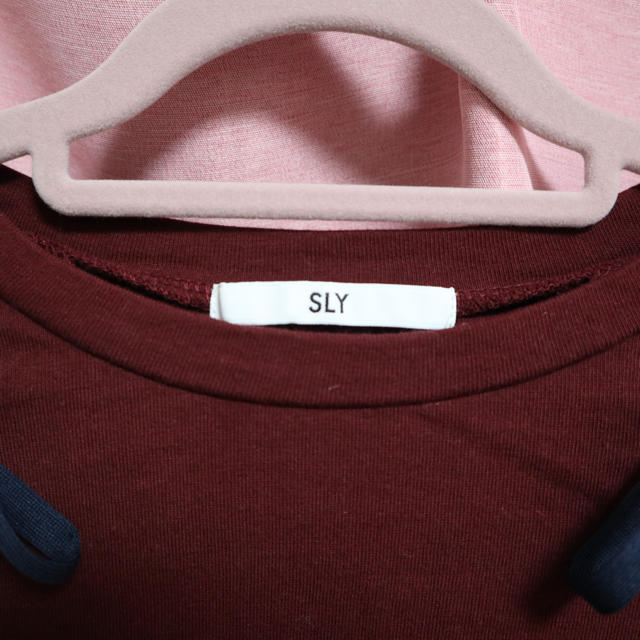 SLY(スライ)のTシャツ レディースのトップス(Tシャツ(半袖/袖なし))の商品写真