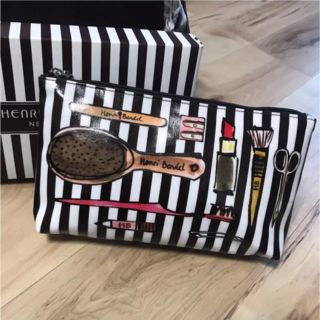 ヘンリベンデル henri bendel バニティバッグ (ストラップ付)新品