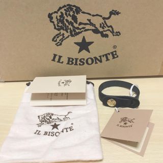 イルビゾンテ(IL BISONTE)のイルビゾンテ IL BISONTE ブレスレット バングル レザー 本革(ブレスレット/バングル)