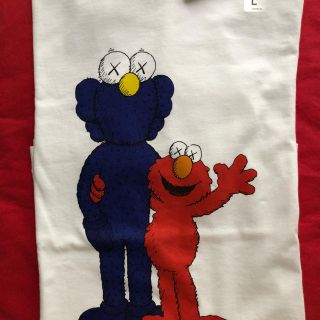 ユニクロ(UNIQLO)のUT KAWS X SESAME STREETコラボTシャツ(Tシャツ/カットソー(半袖/袖なし))