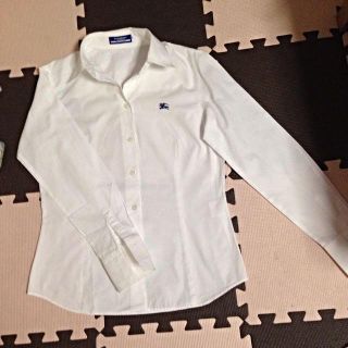 BURBERRY - バーバリー 白シャツの通販 by E's Closet｜バーバリー ...