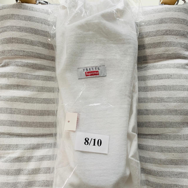 Supreme(シュプリーム)のSupreme Frette Slippers 8/10 white インテリア/住まい/日用品のインテリア小物(スリッパ/ルームシューズ)の商品写真