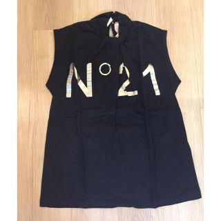 ヌメロヴェントゥーノ(N°21)のヌメロ  タンクトップ(Tシャツ(半袖/袖なし))