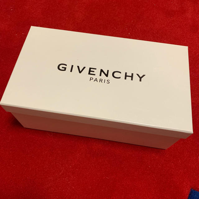 GIVENCHY(ジバンシィ)のgivenchy triangle サンダル レディースの靴/シューズ(ハイヒール/パンプス)の商品写真