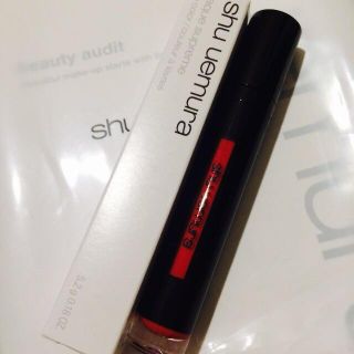 シュウウエムラ(shu uemura)のラックシュリプア RD01(リップグロス)