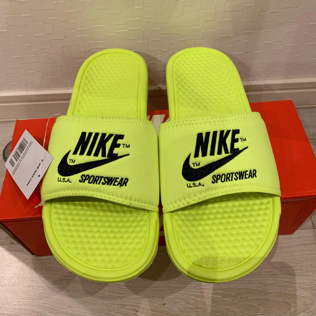 NIKE(ナイキ)のNIKE ナイキ ベナッシ benassi 29cm メンズの靴/シューズ(サンダル)の商品写真