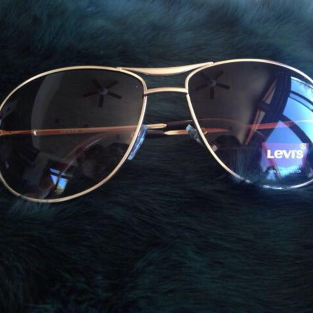 Levi's(リーバイス)のyuriko様専用ページ Levi's レディースのファッション小物(サングラス/メガネ)の商品写真