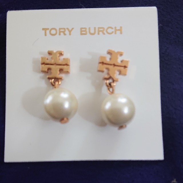 Tory Burch(トリーバーチ)の新品 Tory Burch パールピアス レディースのアクセサリー(ピアス)の商品写真