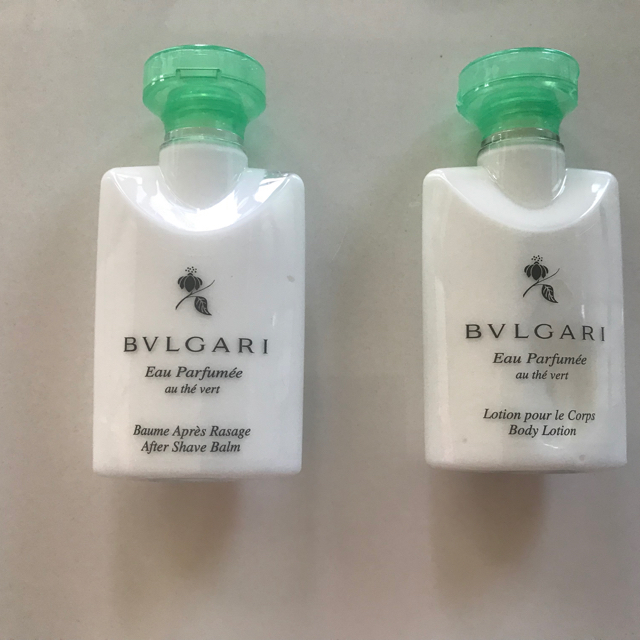 BVLGARI(ブルガリ)のエミレーツ航空  ビジネスクラス  ブルガリアメニティ  2個セット インテリア/住まい/日用品の日用品/生活雑貨/旅行(旅行用品)の商品写真