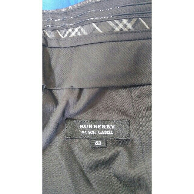 BURBERRY BLACK LABEL(バーバリーブラックレーベル)の☆専用☆  バーバリー　夏物スーツ　ズボン　アウトレット メンズのパンツ(その他)の商品写真