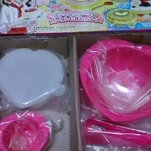 Takara Tomy(タカラトミー)のスイーツメイクセット 2800円 おもちゃ キッズ/ベビー/マタニティのおもちゃ(知育玩具)の商品写真