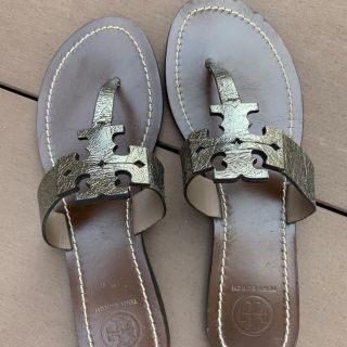 トリーバーチ(Tory Burch)のトリーバーチ サンダル シルバー お値下げです(サンダル)