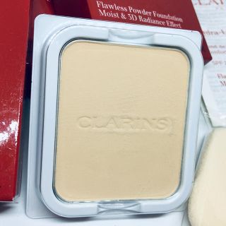 クラランス(CLARINS)の新品未使用☆CLARINS イドラルミナス3Dパウダーファンデーション 00(ファンデーション)