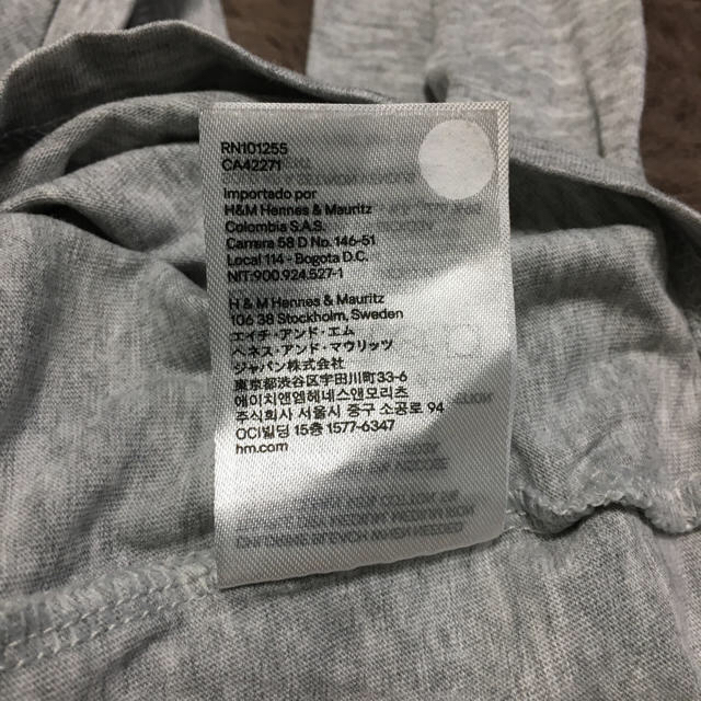 H&M(エイチアンドエム)のH&M ベビー 無地Tシャツ3色セット キッズ/ベビー/マタニティのベビー服(~85cm)(Ｔシャツ)の商品写真