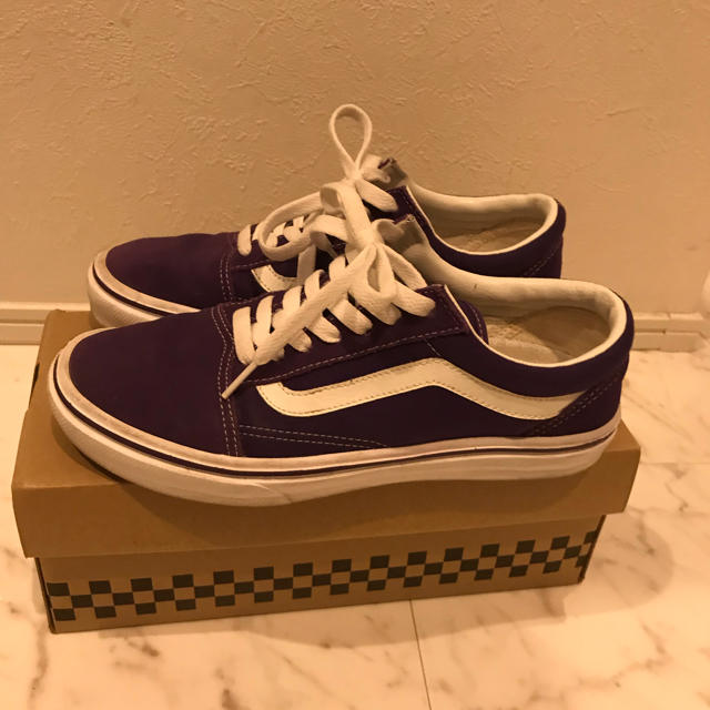 VANS(ヴァンズ)の《連休価格‼︎》VANSオールドスクール ライト パープル24.5cm レディースの靴/シューズ(スニーカー)の商品写真