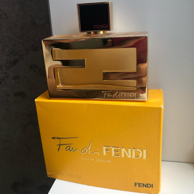 FENDI - FENDI香水 オードパルファムの通販 by style shop｜フェンディならラクマ