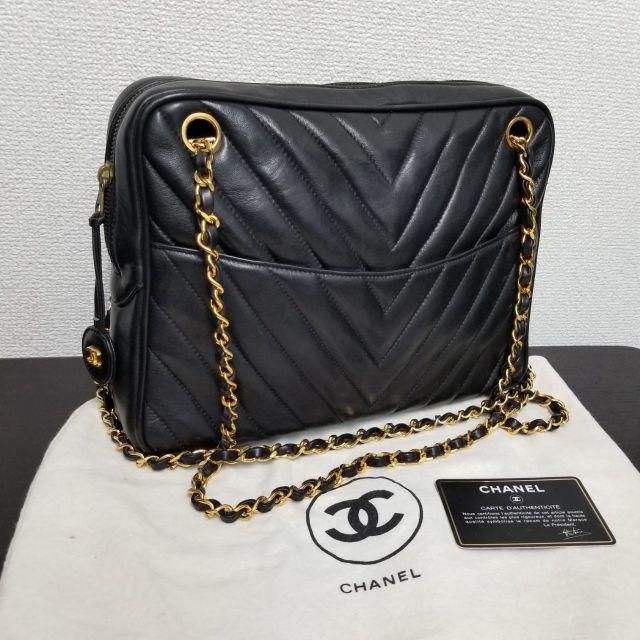 美品　正規　CHANEL　黒パテント30cm ラージフラップショルダーバック