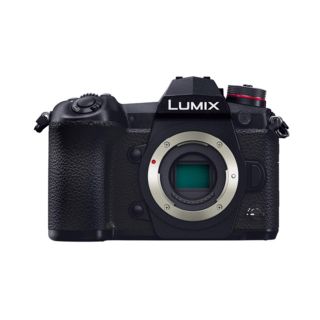 パナソニック(Panasonic)の新品 DC-G9 PRO ボディ LUMIX 純正バッテリーおまけ パナソニック(ミラーレス一眼)