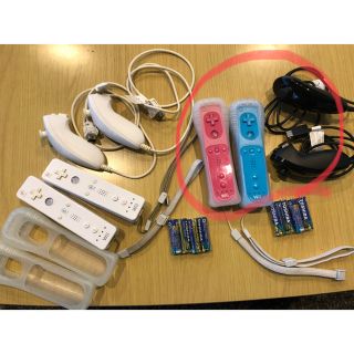 ウィー(Wii)のとも様専用 Wii リモコン&ヌンチャクセット(家庭用ゲーム機本体)