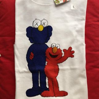 ユニクロ(UNIQLO)のUT KAWS X SESAME STREETコラボTシャツ(Tシャツ/カットソー(半袖/袖なし))