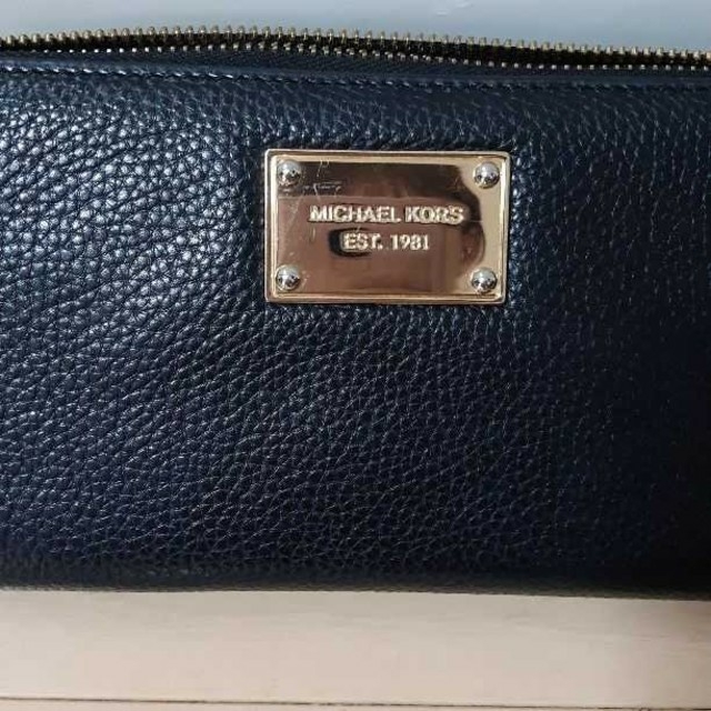 Michael Kors(マイケルコース)の週末迄値下げMICHAEL KORS　長財布 レディースのファッション小物(財布)の商品写真