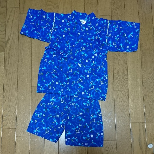 ★美品  甚平 トンボ 120 キッズ/ベビー/マタニティのキッズ服男の子用(90cm~)(甚平/浴衣)の商品写真