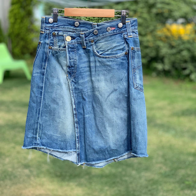 Levi's(リーバイス)の美品XS LEVI'S 33501XX リメイクスカート 53 レディースのスカート(ひざ丈スカート)の商品写真