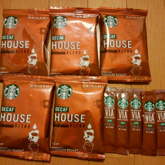 Starbucks Coffee(スターバックスコーヒー)のスタバ デカフェ ハウスブレンド オリガミ VIA 食品/飲料/酒の飲料(コーヒー)の商品写真