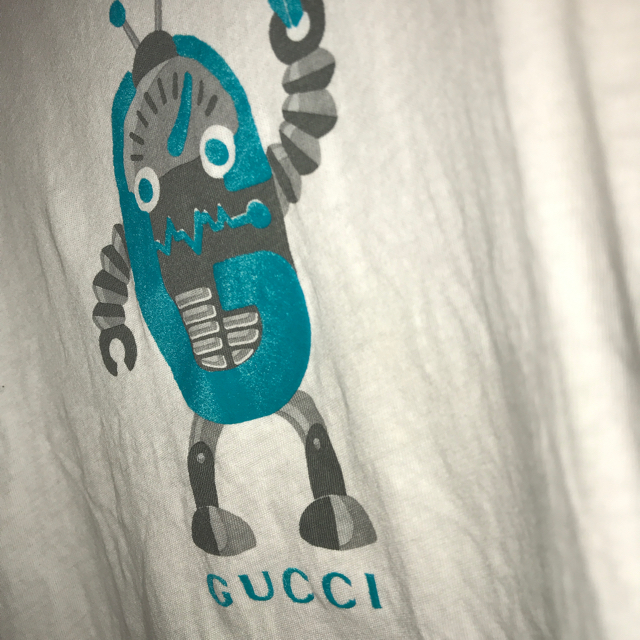 Gucci(グッチ)のGUCCI グッチ キッズ tシャツ 18m 24m 大きめです。 キッズ/ベビー/マタニティのキッズ服男の子用(90cm~)(Tシャツ/カットソー)の商品写真