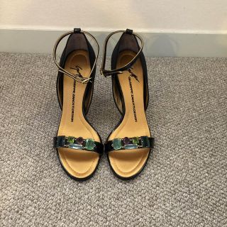 ジュゼッペザノッティ(GIUZEPPE ZANOTTI)のジュゼッペザノッティ ビジューサンダル(サンダル)