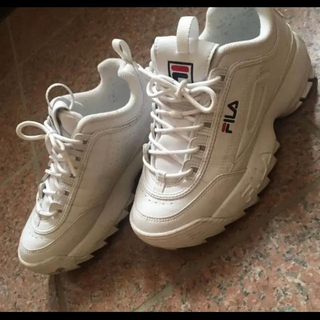 FILA(フィラ)のFila スニーカー 22.5 レディースの靴/シューズ(スニーカー)の商品写真