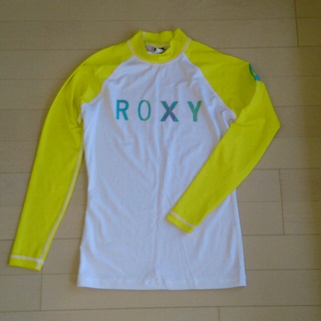 Roxy(ロキシー)のラッシュガード レディースの水着/浴衣(その他)の商品写真