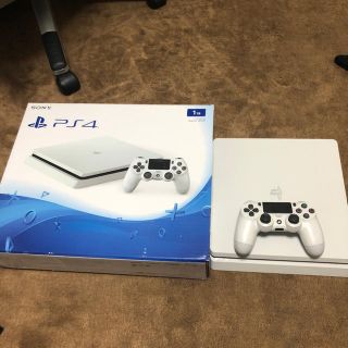 プレイステーション4(PlayStation4)のps4 1TB 中古品(家庭用ゲーム機本体)