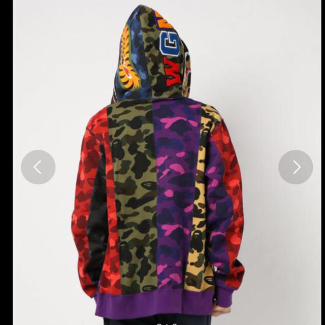 A BATHING APE(アベイシングエイプ)のape bape mix camo crazy shark hoodie XL メンズのトップス(パーカー)の商品写真