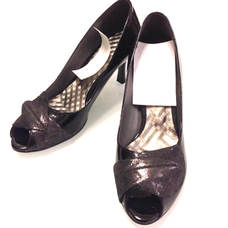 ダイアナ(DIANA)のSALE‼️高級靴 ハンドメイド エナメル パンプス ハイヒール 韓国 黒(ハイヒール/パンプス)