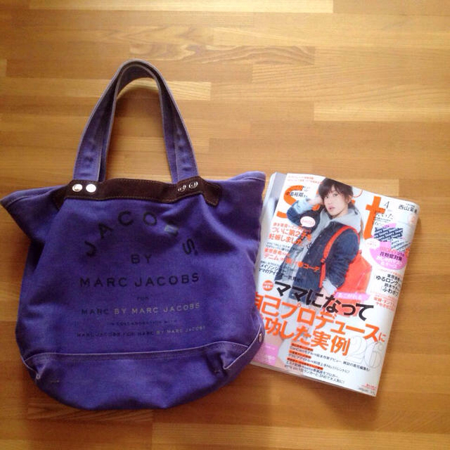 MARC BY MARC JACOBS(マークバイマークジェイコブス)のマーク*トートバッグ レディースのバッグ(トートバッグ)の商品写真