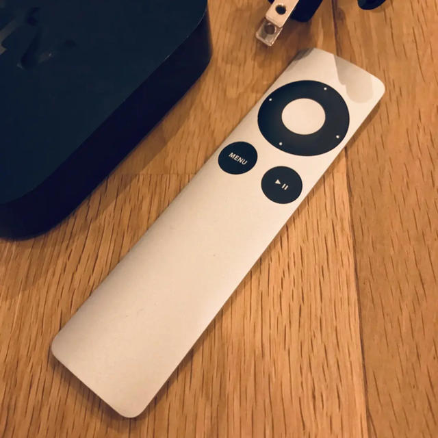 Apple(アップル)のApple TV 第3世代 A1439 スマホ/家電/カメラのテレビ/映像機器(テレビ)の商品写真