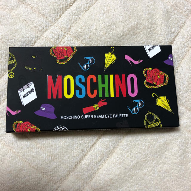 MOSCHINO(モスキーノ)のMOSCHINO × TONYMOLYコラボ アイシャドウ 携帯ケース付 コスメ/美容のベースメイク/化粧品(アイシャドウ)の商品写真