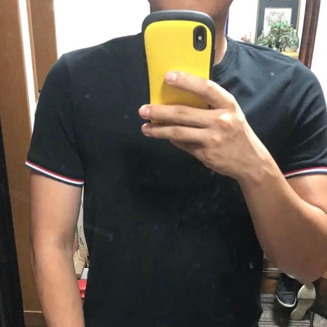 MONCLER(モンクレール)のモンクレール Tシャツ 黒 メンズのトップス(Tシャツ/カットソー(半袖/袖なし))の商品写真