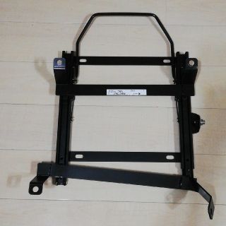 BRIDE シートレール 運転席側 プリウス ZVW30 T275RO(車種別パーツ)