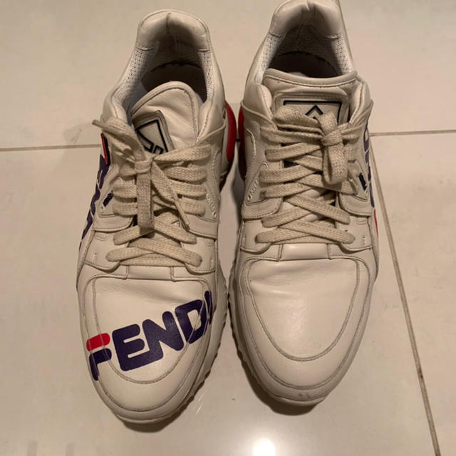 FENDI(フェンディ)の💙Fendi💙FILAコラボ💙レアスニーカー💙7💙26センチ メンズの靴/シューズ(スニーカー)の商品写真