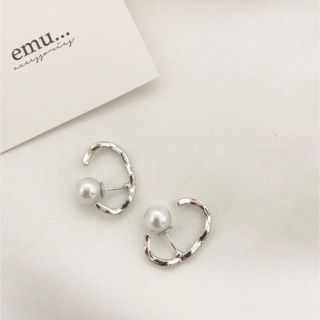 エンフォルド(ENFOLD)の#245  イヤカフデザイン パール  ピアス(ピアス)