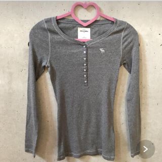 アバクロンビーアンドフィッチ(Abercrombie&Fitch)の★ abercrombie ★ アバクロ トップス グレー ガールズサイズ XL(Tシャツ(長袖/七分))