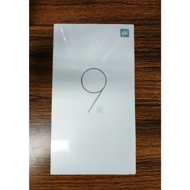 新品未開封 Xiaomi Mi 9 SE 64GB 6GB グローバル ブラック画面内指紋認証