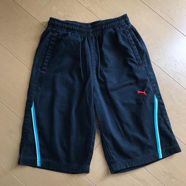 PUMA(プーマ)のプーマ ハーフパンツ 140 男 キッズ/ベビー/マタニティのキッズ服男の子用(90cm~)(パンツ/スパッツ)の商品写真